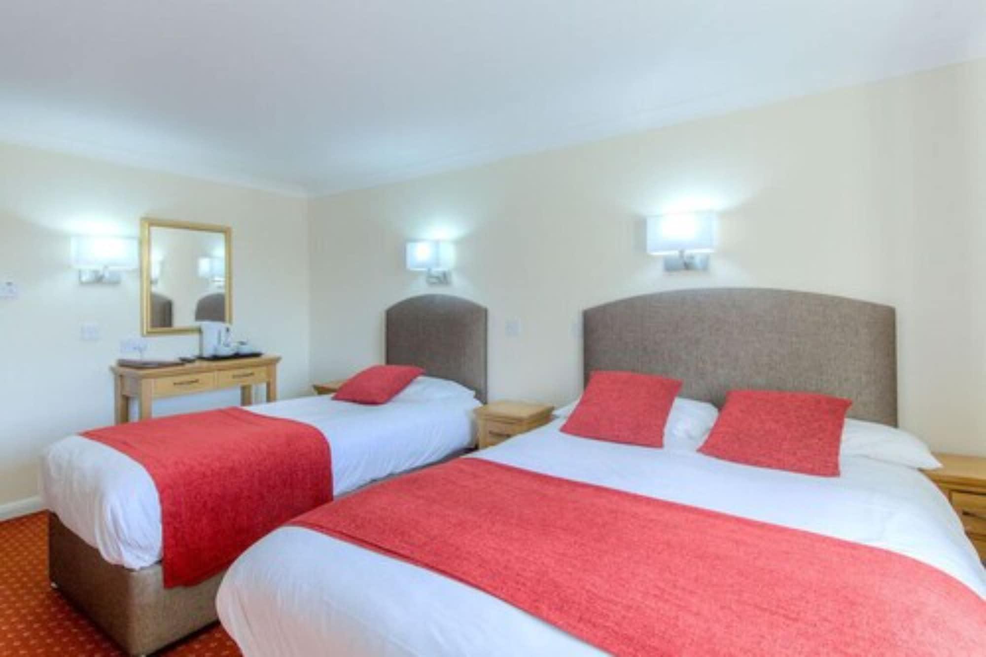 Wayford Bridge Inn Hotel Сталъм Екстериор снимка