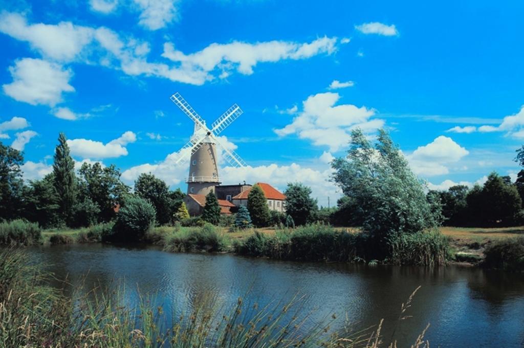 Wayford Bridge Inn Hotel Сталъм Удобства снимка