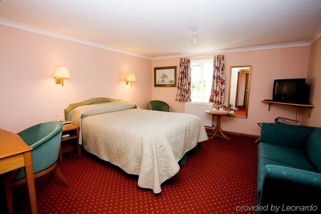 Wayford Bridge Inn Hotel Сталъм Стая снимка