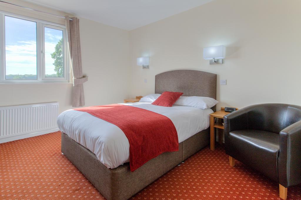 Wayford Bridge Inn Hotel Сталъм Екстериор снимка