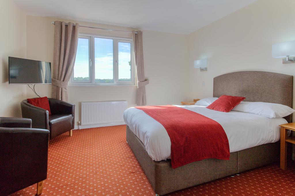 Wayford Bridge Inn Hotel Сталъм Екстериор снимка