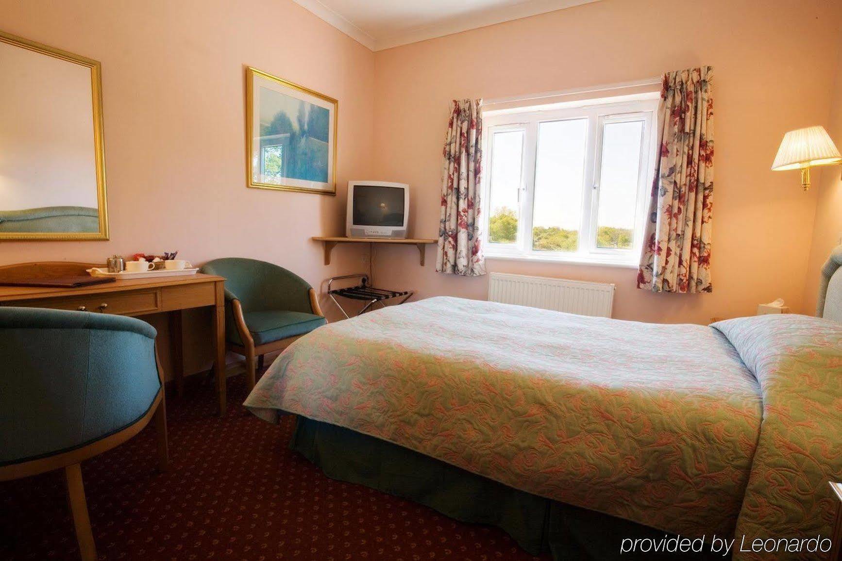 Wayford Bridge Inn Hotel Сталъм Екстериор снимка