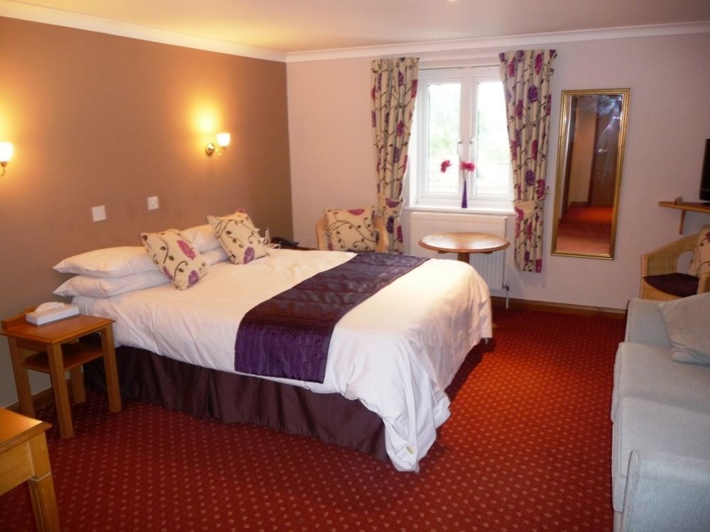 Wayford Bridge Inn Hotel Сталъм Екстериор снимка