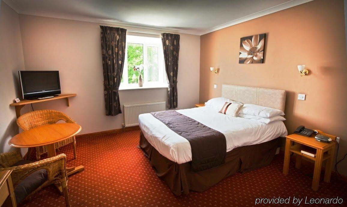 Wayford Bridge Inn Hotel Сталъм Екстериор снимка