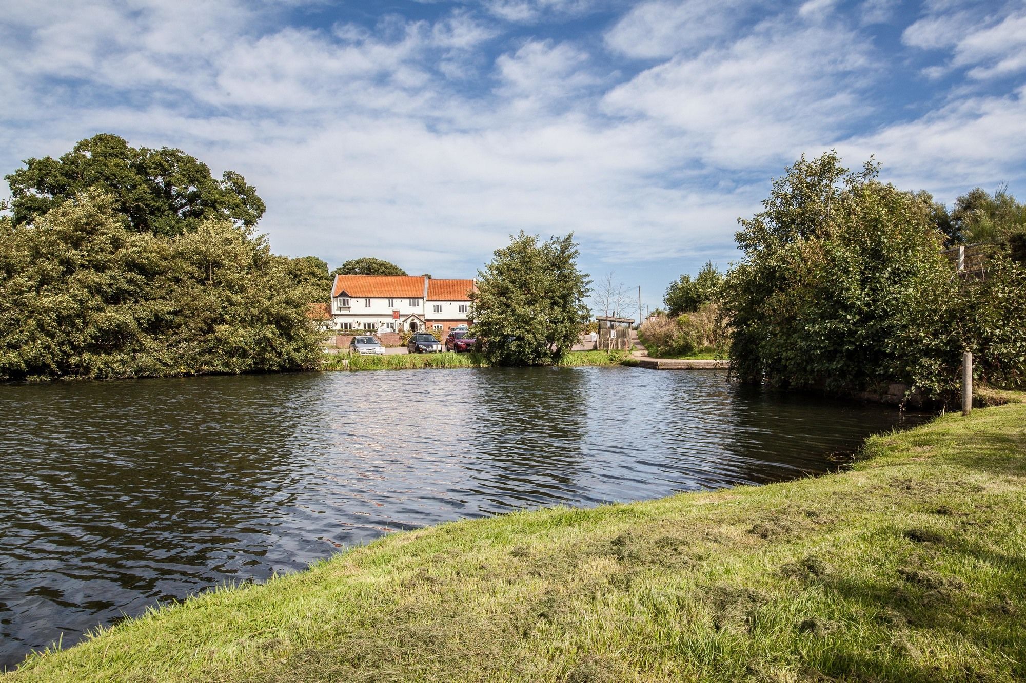 Wayford Bridge Inn Hotel Сталъм Екстериор снимка