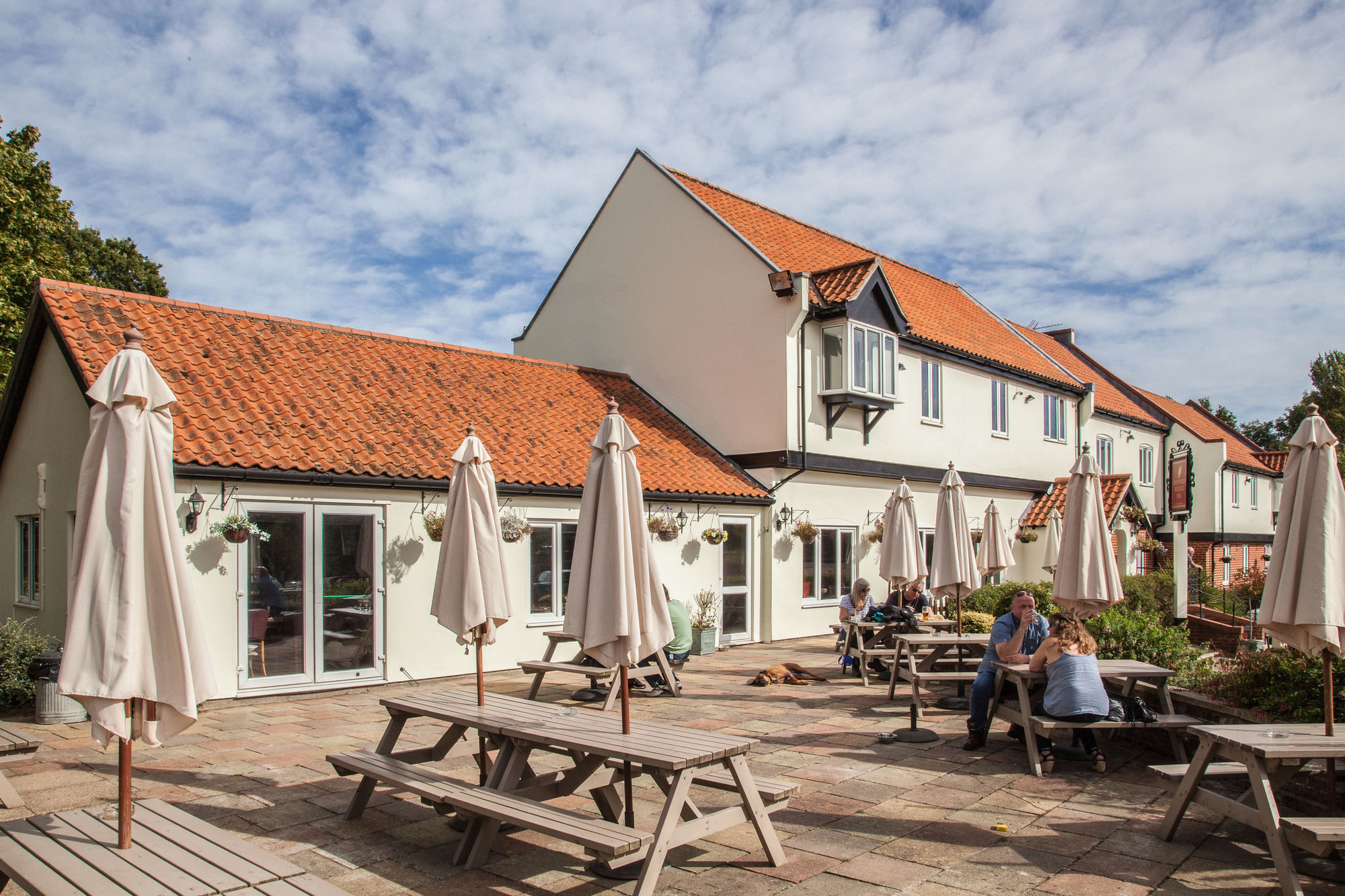 Wayford Bridge Inn Hotel Сталъм Екстериор снимка